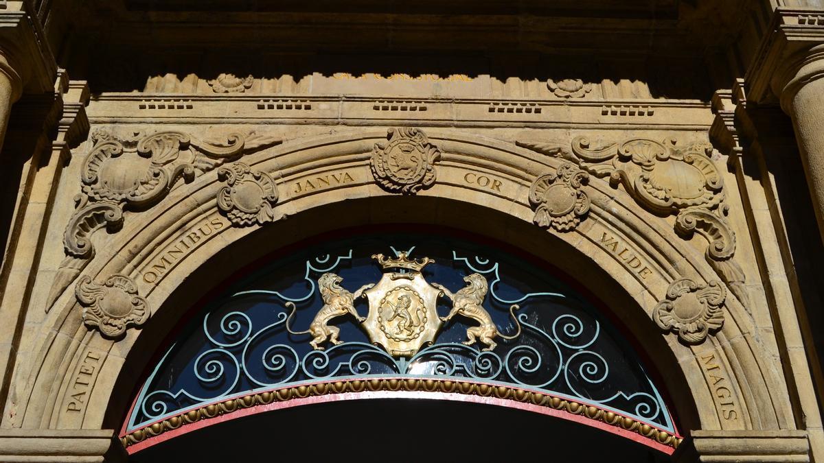 Detalle de la fachada del Ayuntamiento de Pamplona. Redacción DNN