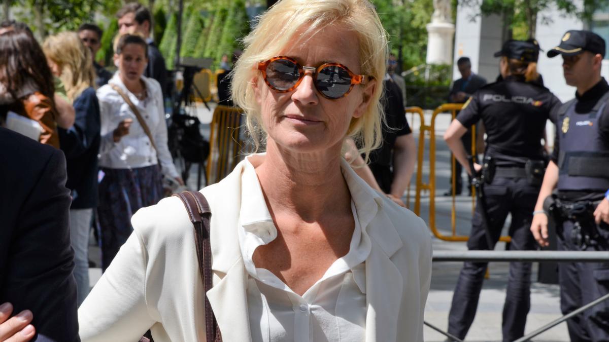 La actriz Ana Duato llegando a la Audiencia Nacional para declarar