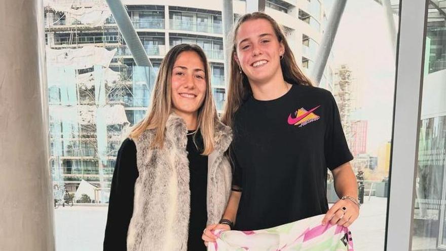 Naia, la hija de Aitor Ocio, posa junto con Laia Aleixandri en una foto de redes sociales