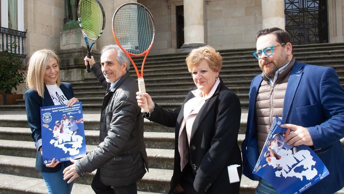 Acto de presentación de la cuarta edición del Araba World Tenis Tour Femenino