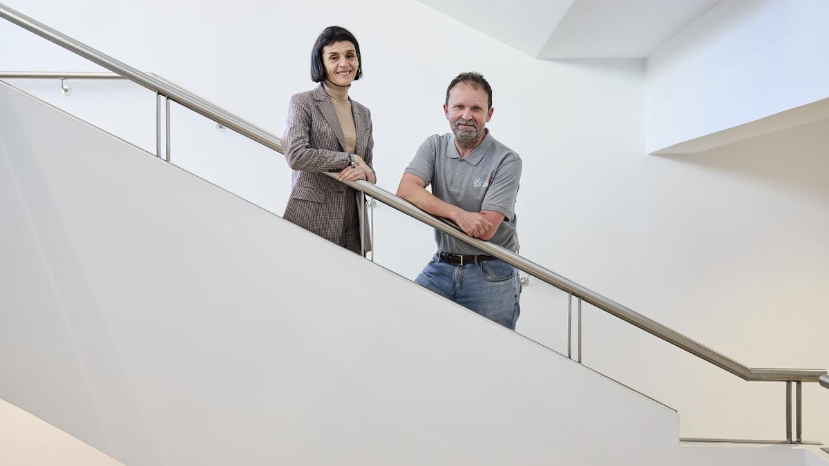 La consejera Nerea Melgosa y el director de Kunina, Iñaki Alonso.