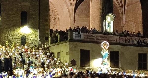 Procesión de los Faroles. ASIER VERA