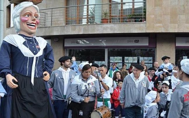 La Eskarabillera, protagonista de las fiestas/ DEIA - I. UGARTE