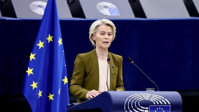 La presidenta de la Comisión Europea, Ursula von der Leyen, durante su intervención en el Parlamento Europeo por el debate sobre el estado de la UE.