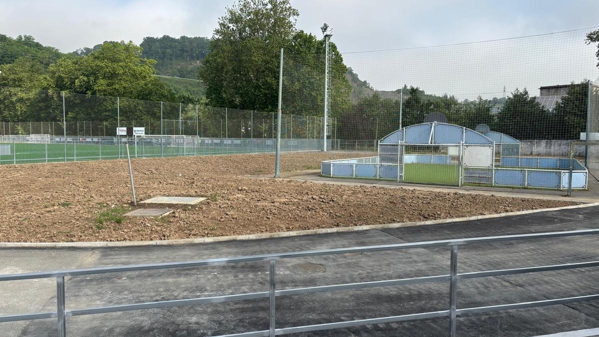 Un circuito para correr o pasear bordea la renovada instalación.