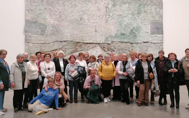 La asociación de mujeres Loraldi, de Orduña, recibirá el 5 de marzo unos de los Premios Zirgari