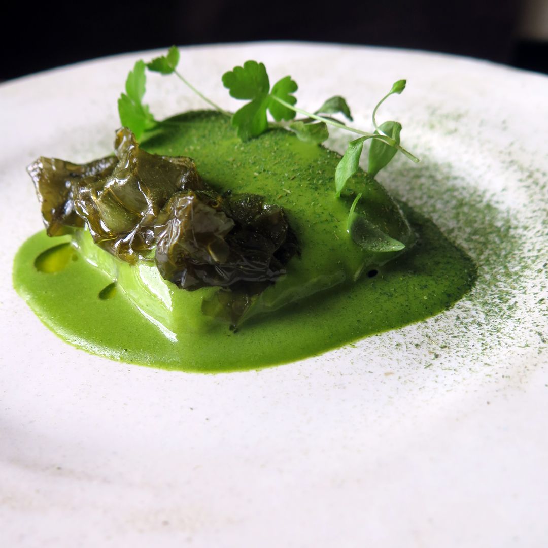 Aleta de raya en salsa verde.