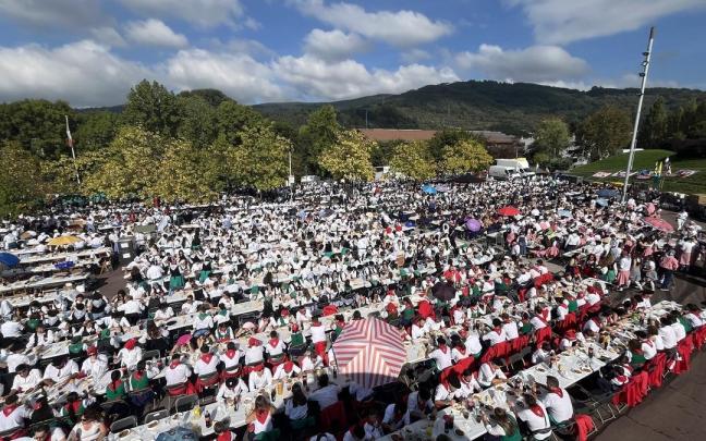 Comida de cuadrillas de Basauri para celebrar el día de San Fausto