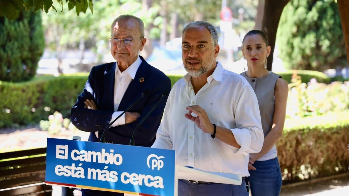 El vicesecretario de Política Autonómica del PP, Elías Bendodo, en un acto político en Málaga.
