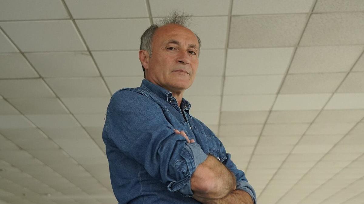 Juan José Becerra, escritor de la novela 'Amor'.