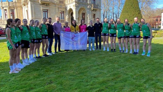 Comeplastic Araski prest dago 2026ko Minikoparako.