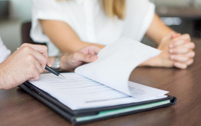 La demanda de créditos, tanto para empresas como para particulares, ha vuelto a crecer en el último año.