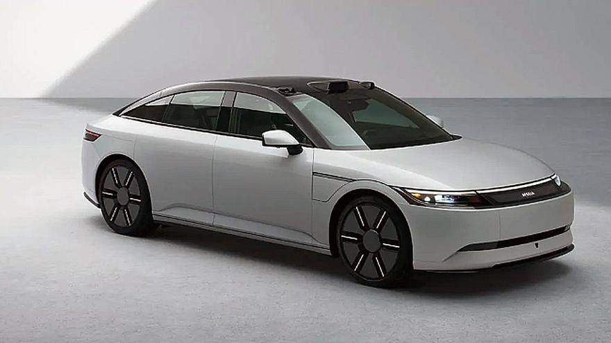 El modelo Afeela 1 es una berlina de diseño futurista.