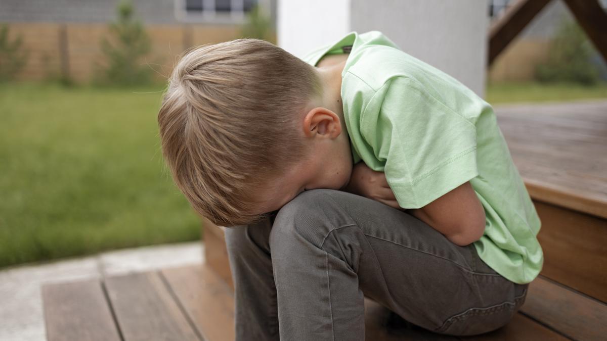 Un niño de cuatro años.
