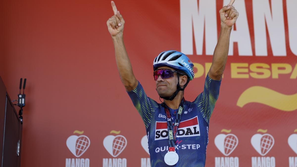 Mikel Landa, antes de salir en la etapa final.