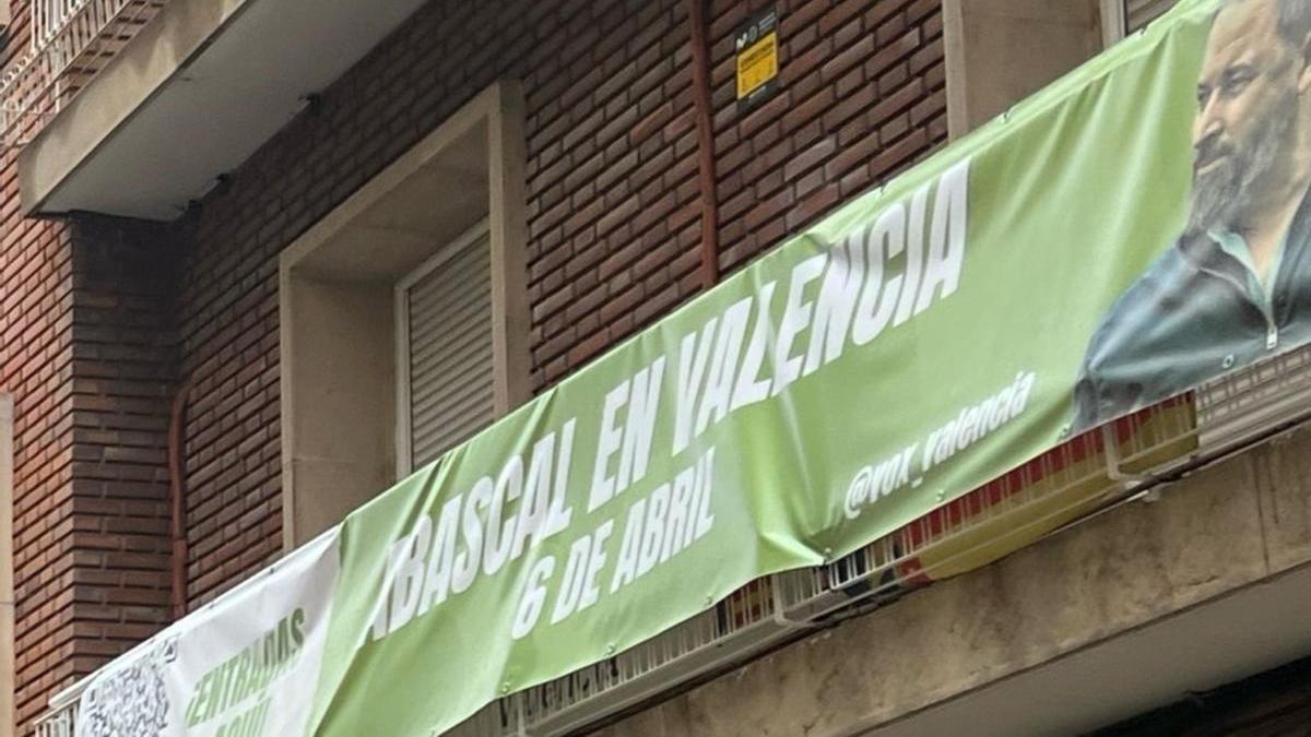 Imagen de la pancarta de Vox