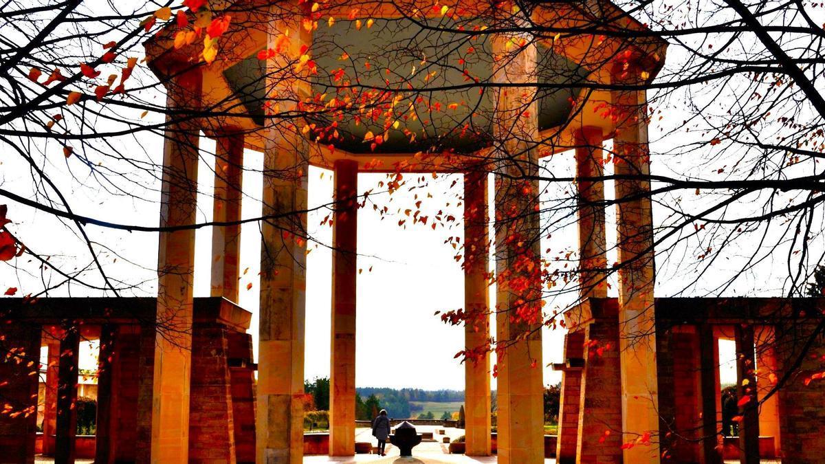Templete que recuerda la tragedia de Lídice.