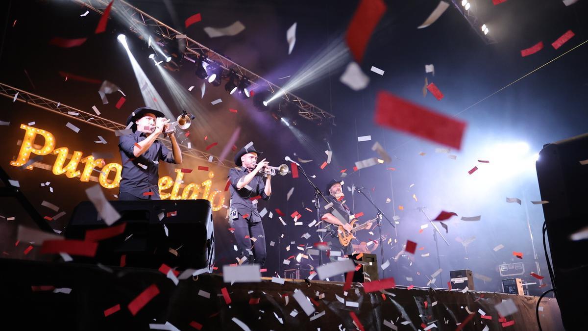 La Comisión de Fiestas se ha decantado por Puro Relajo para la noche del 19 de septiembre