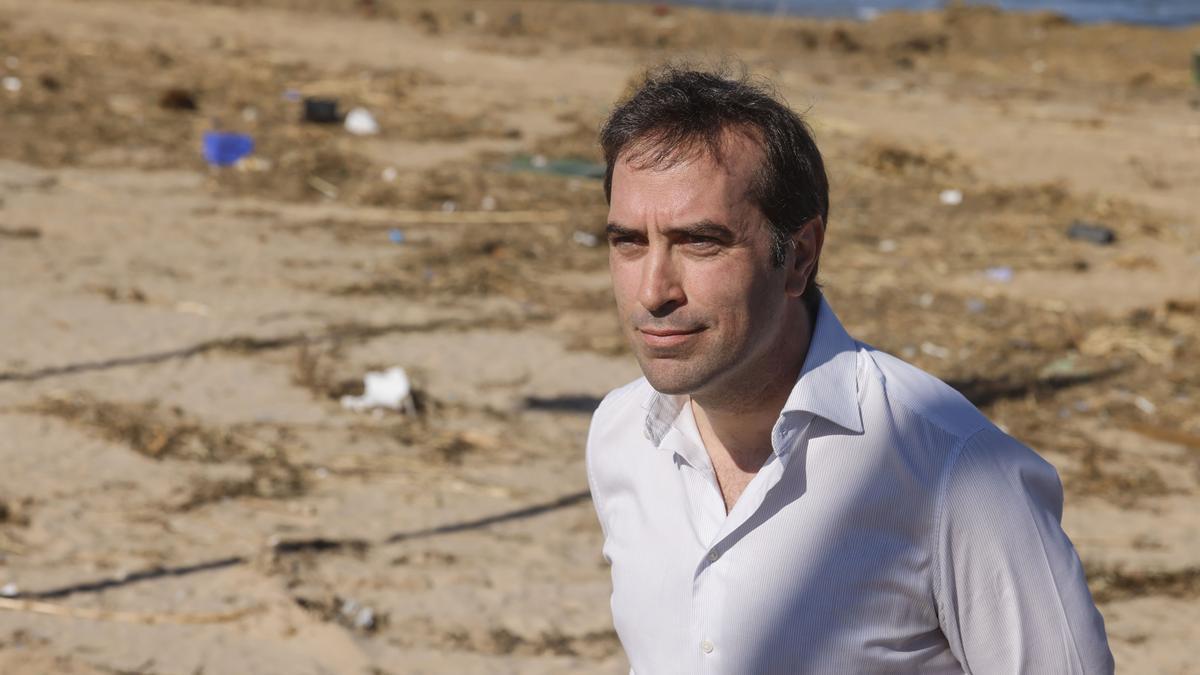 Carlos Cuerpo visita el camping Kiko Park afectado por la dana Adam