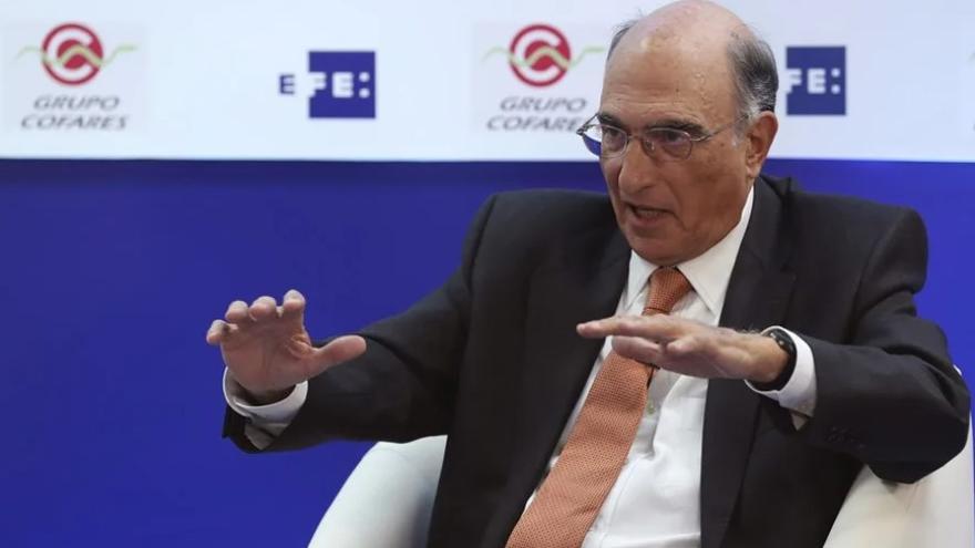 El exministro de Sanidad y de Defensa, Julian García Vargas.