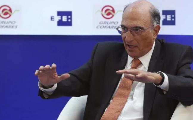 El exministro de Sanidad y de Defensa, Julian García Vargas.