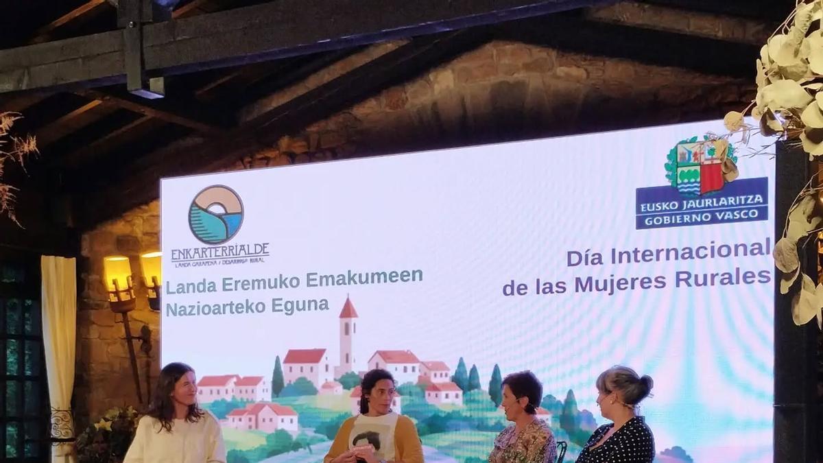 En imágenes, encuentro de emprendedoras en Galdames por el Día Internacional de las Mujeres Rurales