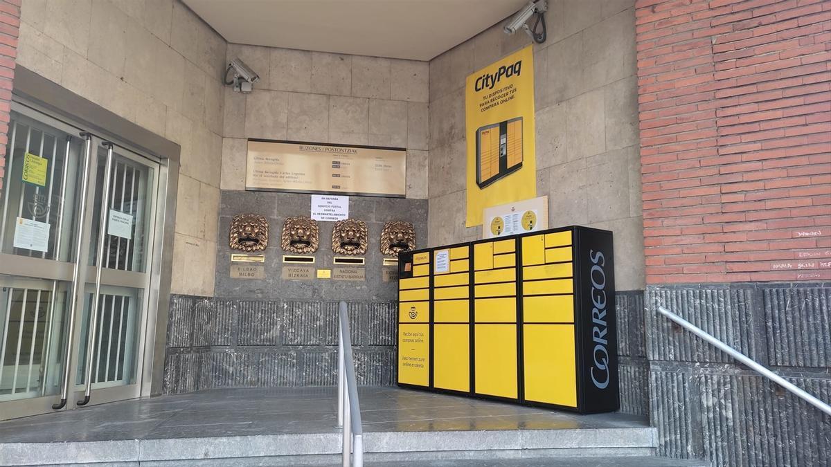 Una oficina de Correos en Euskadi.