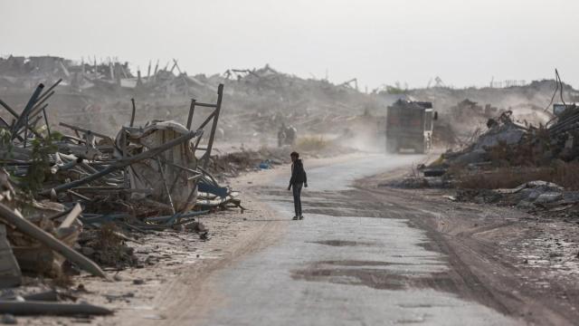 La línea ha configurado una nueva frontera en torno a la zona de Gaza donde las tropas Israelíes mantienen posiciones.