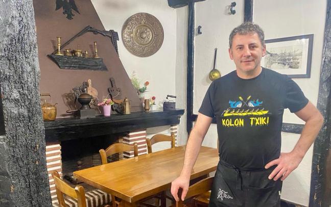 Juanjo Zubeldia en el interior de Kolon Txiki.