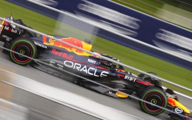 Verstappen rodando en Montmeló.