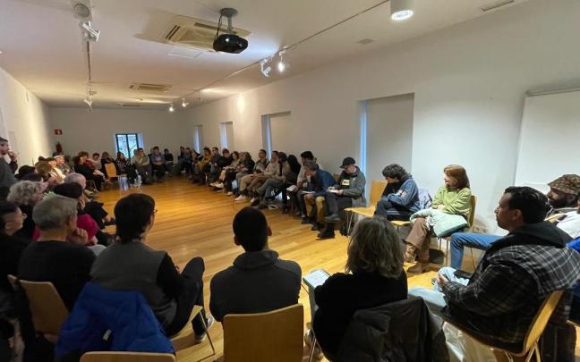 Una de las reuniones del grupo de acogida de Laudio Ondo Etorri / Cedida Una de las reuniones del grupo de acogida de Laudio Ondo Etorri
