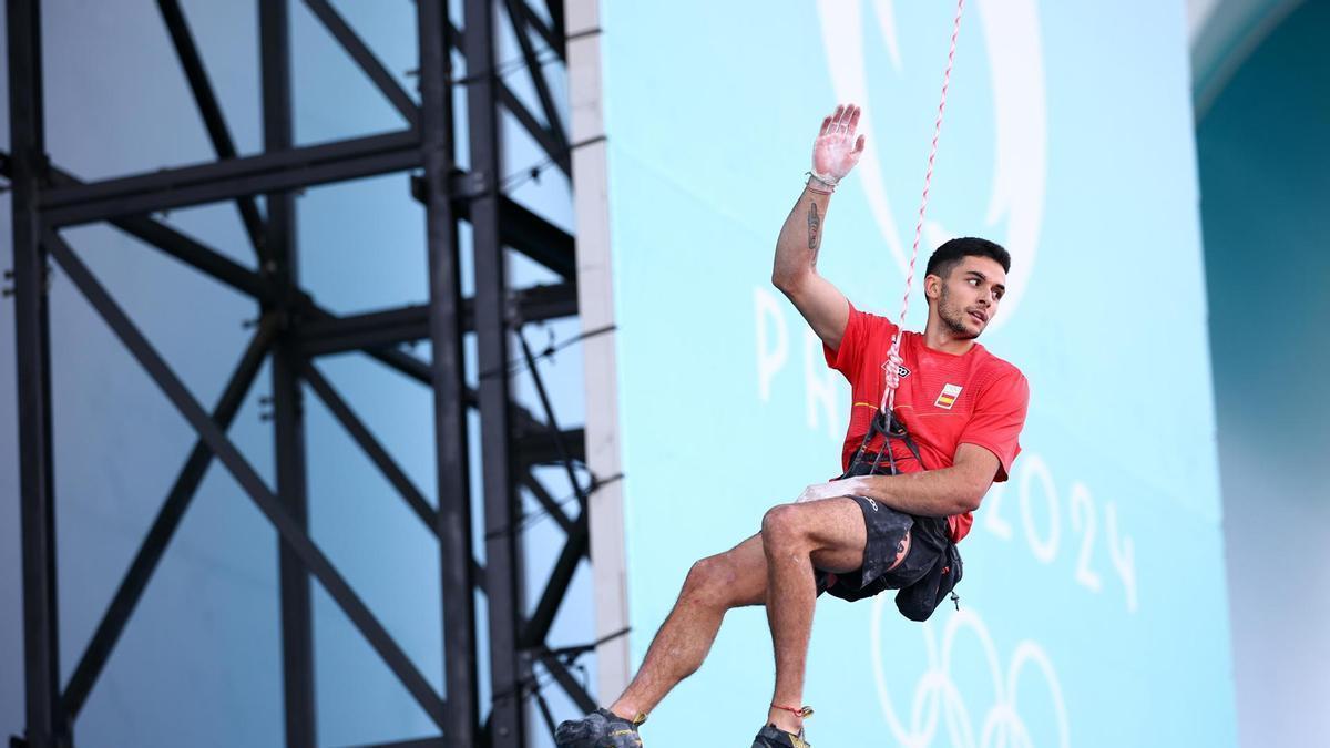 Albert Ginés tras su actuación en la final de escalada.