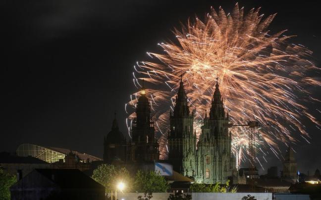 Fuegos artificiales en Santiago de Compostela.