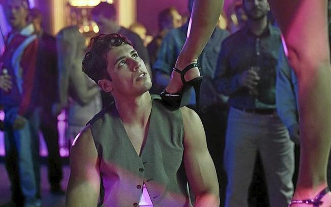 Martiño Rivas da vida a Nacho Vidal en la serie. | FOTO: ATRESMEDIA