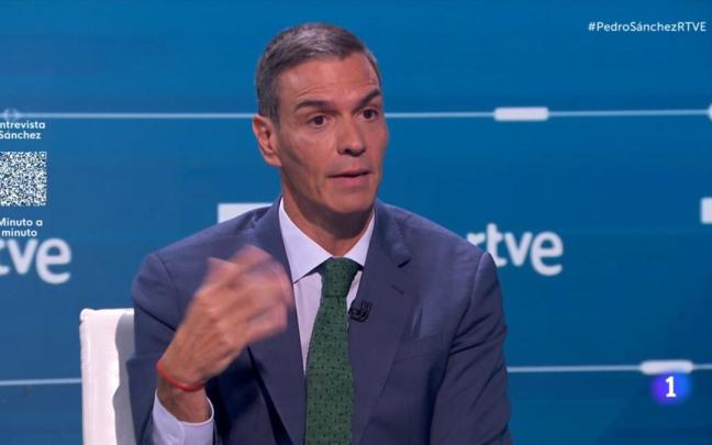 El presidente del Gobierno español, Pedro Sánchez, durante su entrevista en TVE