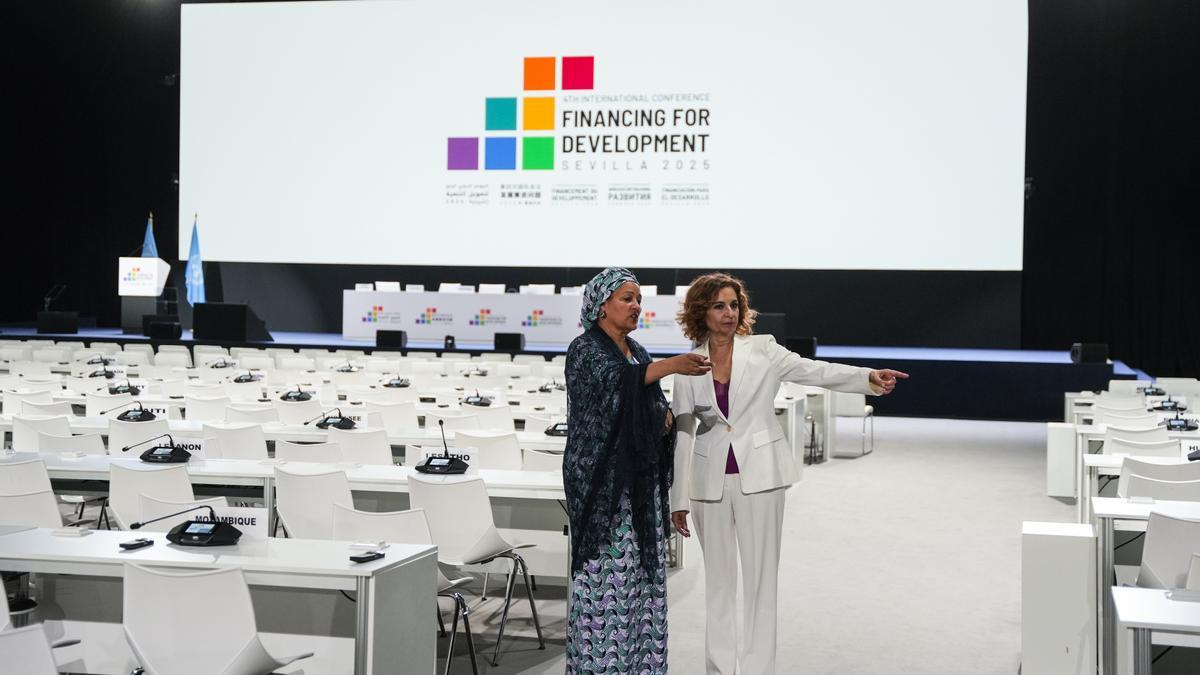 Maria Jesús Montero visita las instalaciones donde se celebrará la IV Conferencia Internacional sobre Financiación al Desarrollo de la ONU