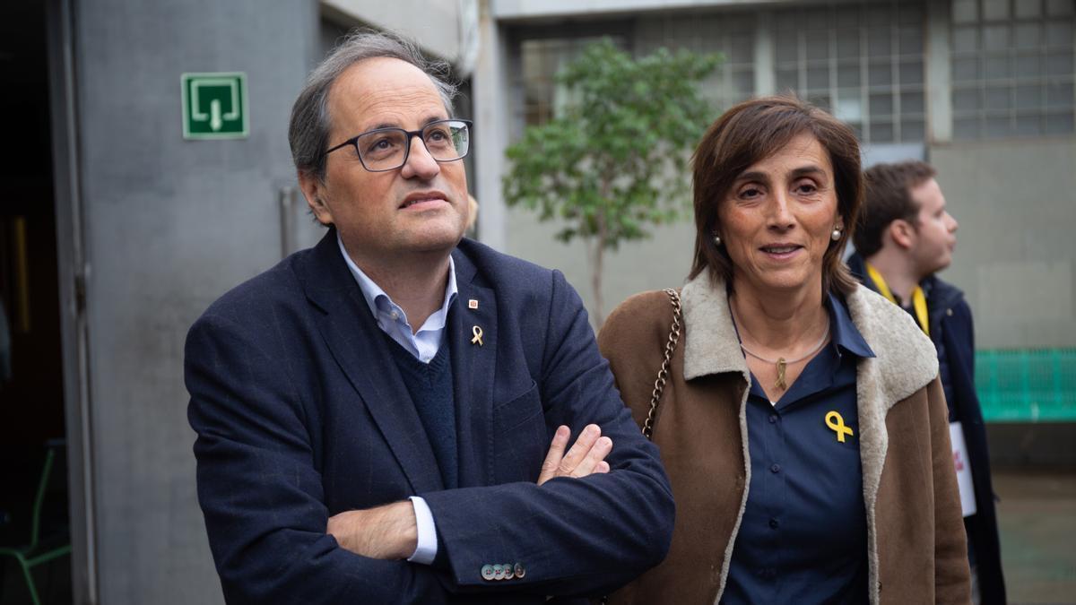 El presidente de la Generalitat, Quim Torrá, junto a su esposa, Carola Miró en una imagen de archivo.