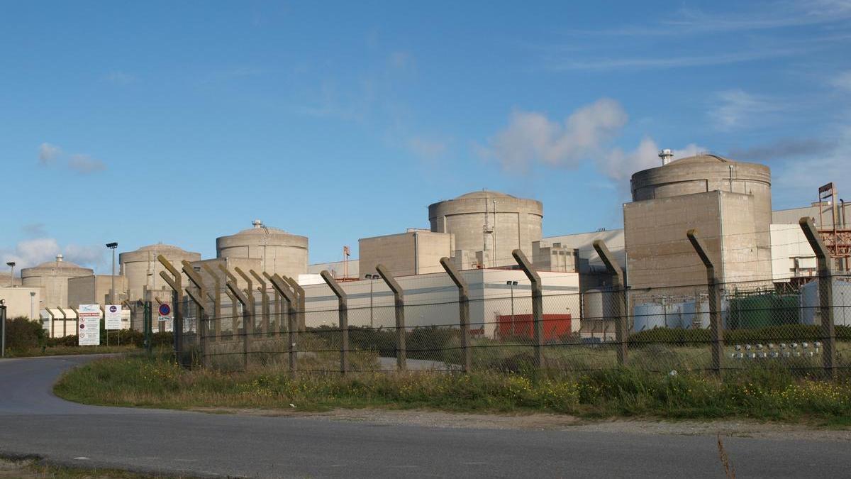 Exterior de la central nuclear de Gravelines.
