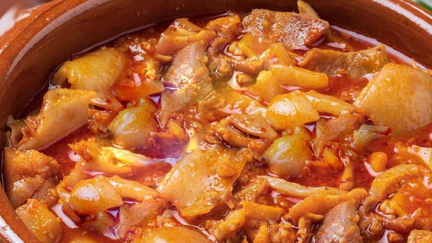 Los callos, un tradicional plato, humilde en sus orígenes que ha ido evolucionado en los fogones para convertirse en un exquisito manjar.