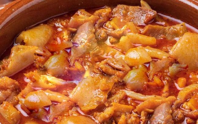 Los callos, un tradicional plato, humilde en sus orígenes que ha ido evolucionado en los fogones para convertirse en un exquisito manjar.