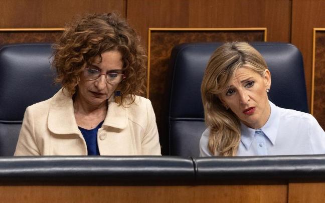 La ministra de Hacienda, María Jesús Montero, y la ministra de Trabajo y Economía Social, Yolanda Díaz, en el Congreso de los Diputados. / EP La ministra de Hacienda, María Jesús Montero, y la ministra de Trabajo y Economía Social, Yolanda Díaz, en el Congreso de los Diputados.