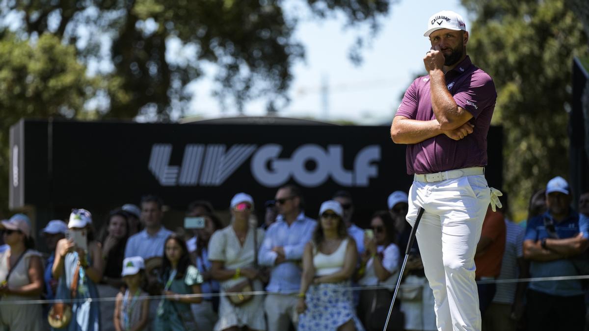 Jon Rahm ha sido el rostro de un circuito LIV Golf que ahora atraviesa momentos de incertidumbre tras el anuncio de la retirada de la financiación pública de Arabia Saudí.