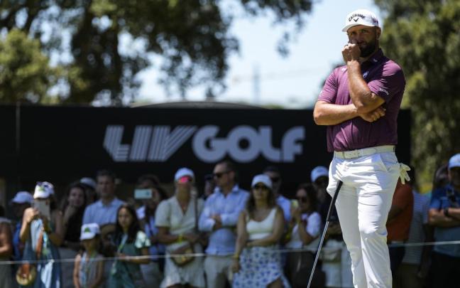 Jon Rahm ha sido el rostro de un circuito LIV Golf que ahora atraviesa momentos de incertidumbre tras el anuncio de la retirada de la financiación pública de Arabia Saudí.