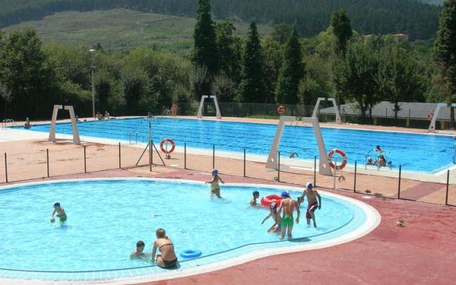 Piscinas municipales de Okondo