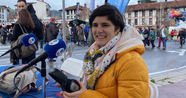Arantza Atutxa, diputada foral de Medio Natural y Agricultura, en la feria de San Blas en Abadiño