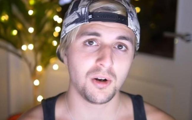 El youtuber Dalas Review.