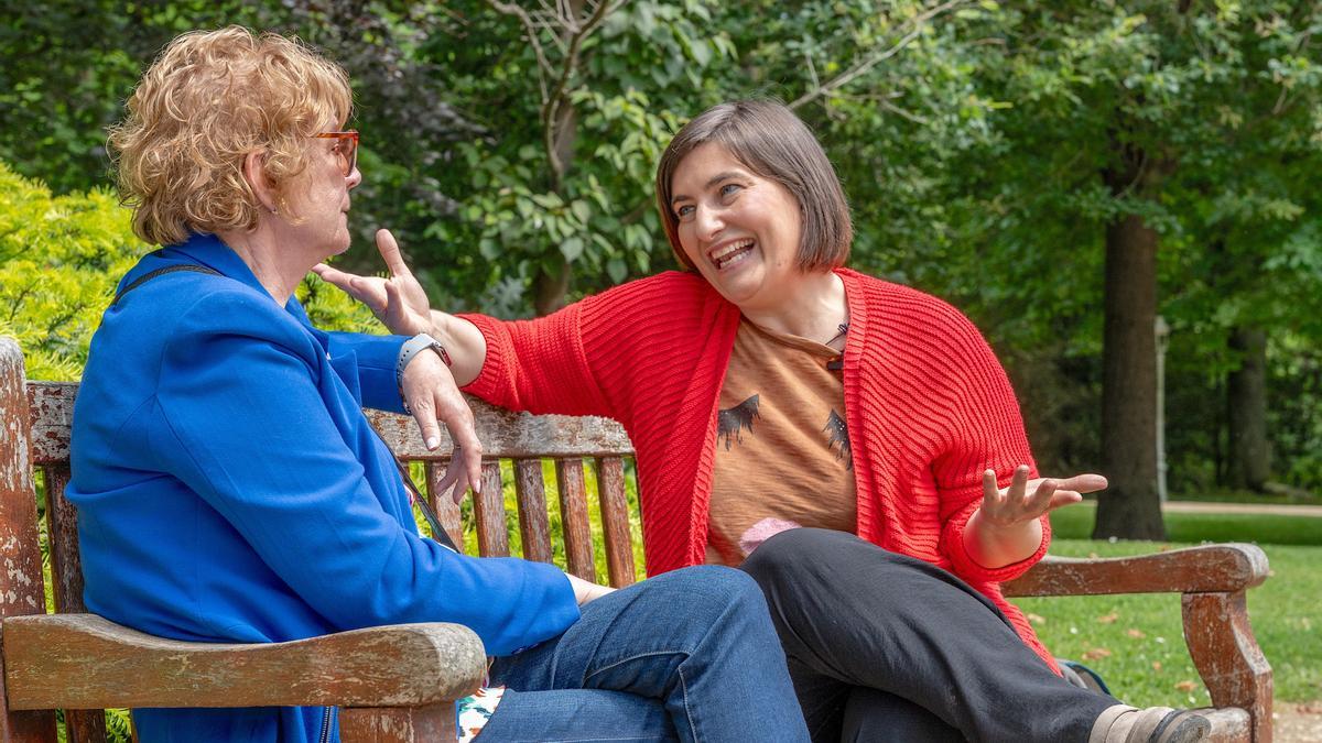 Encarni Cencilio lleva ocho años siendo voluntaria de Adinkide.