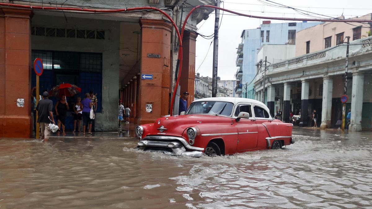 Huracán Idalia: el oeste de Cuba es afectado por vientos de más de 100 km/h e intensas lluvias
