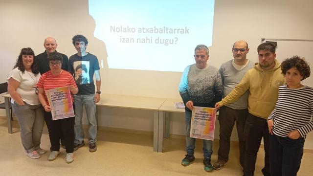 Presentación de la iniciativa de 'creación comunitaria' promovida por el Ayuntamiento y la UDA.