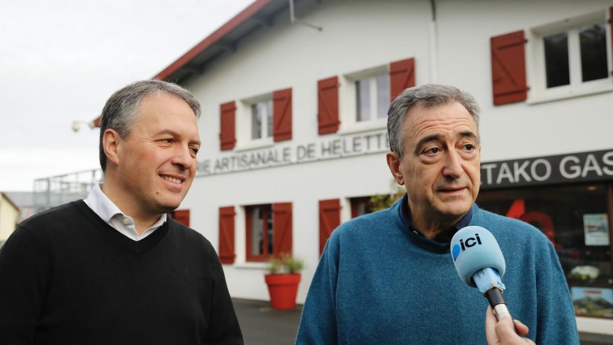 Peio Etxeleku y el presidente del EBB del PNV, Aitor Esteban, en una imagen de archivo